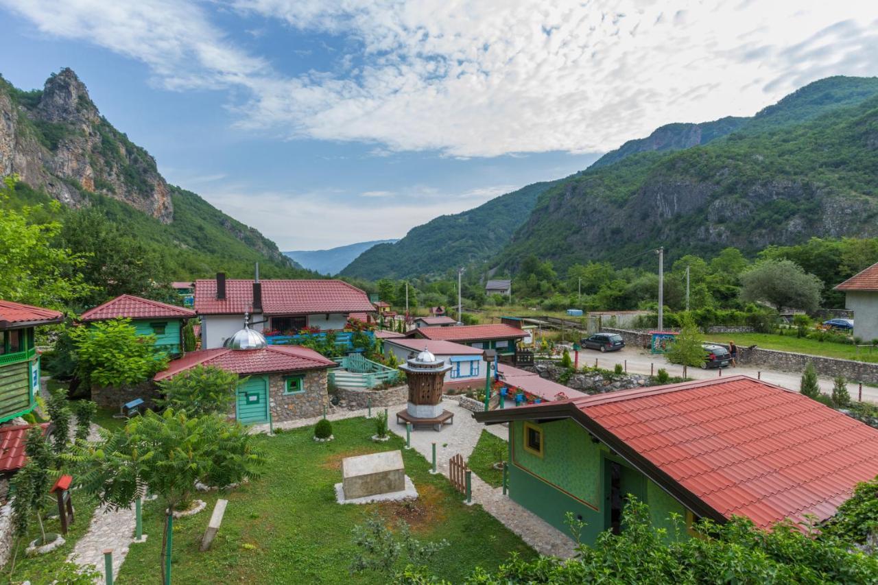 Eco Village Raj U Raju Konjic Exterior foto